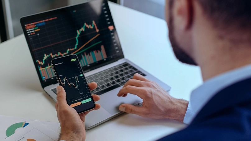 Rik Flowbit AI-Handelsdashboard